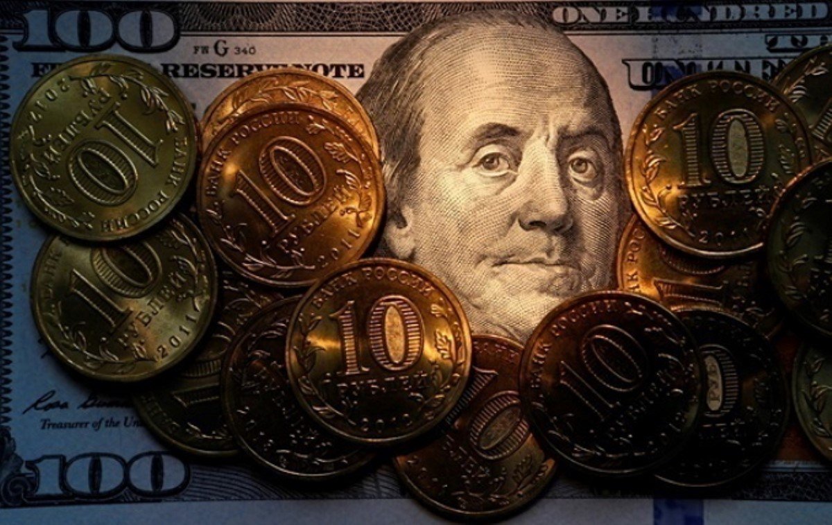 США дали оценку планам России по избавлению от доллара