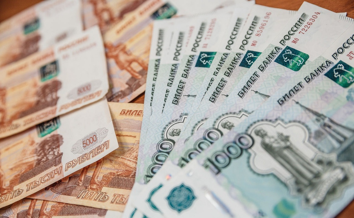 В России предложили выдавать миллион рублей за третьего ребенка