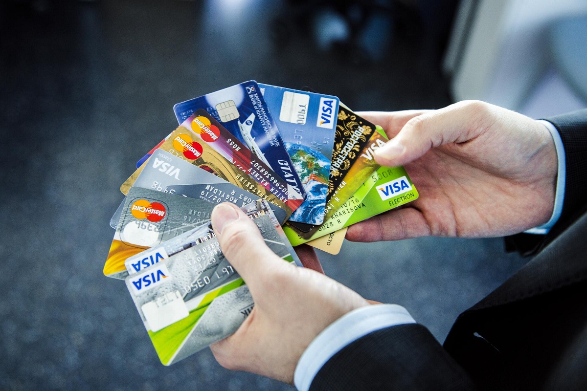 Появилась новая схема мошенничества с банковскими картами