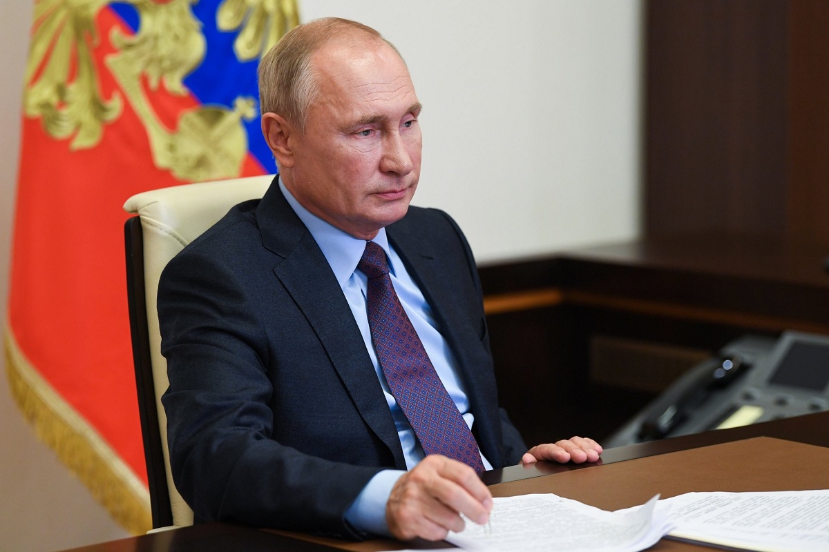 Путин анонсировал повышение ряда выплат для россиян