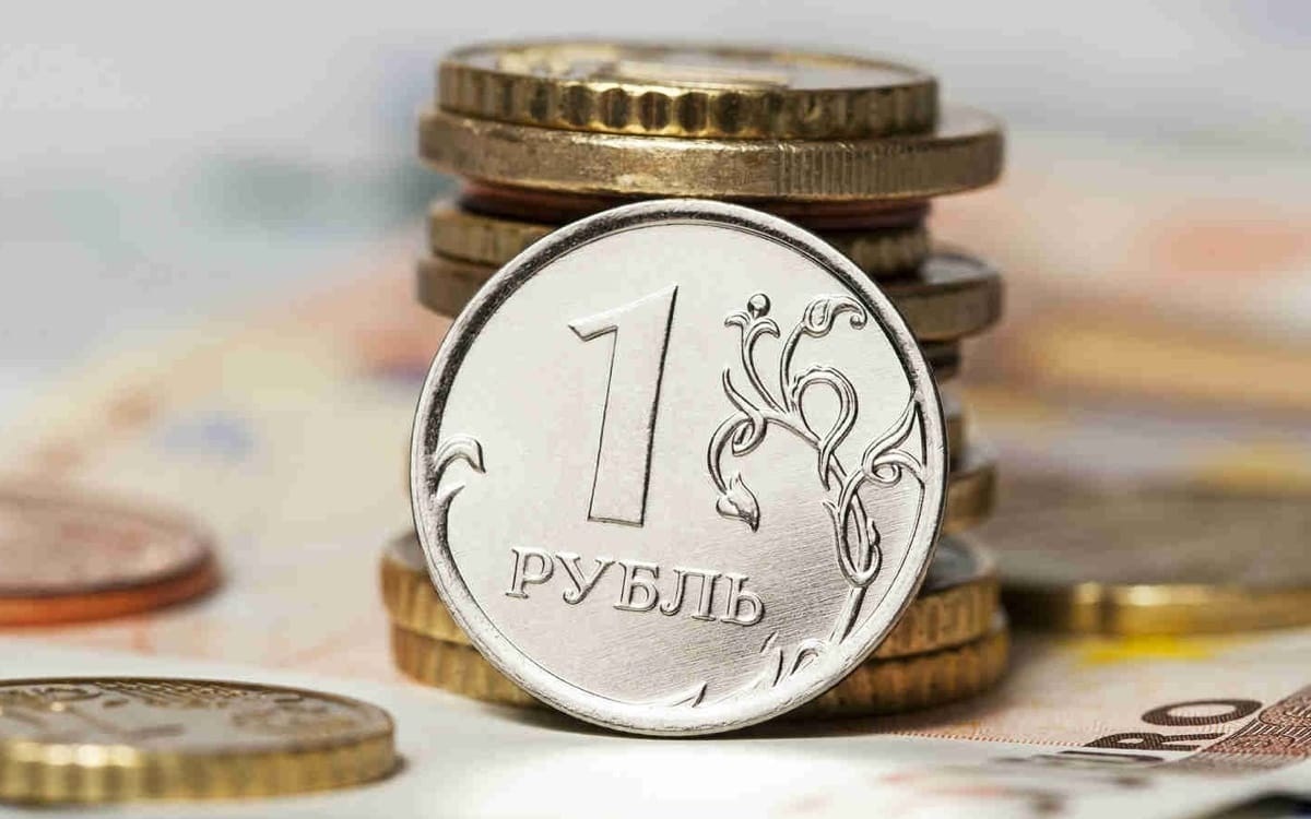 В мае 2022 года пенсионерам выплатят по шесть тысяч рублей