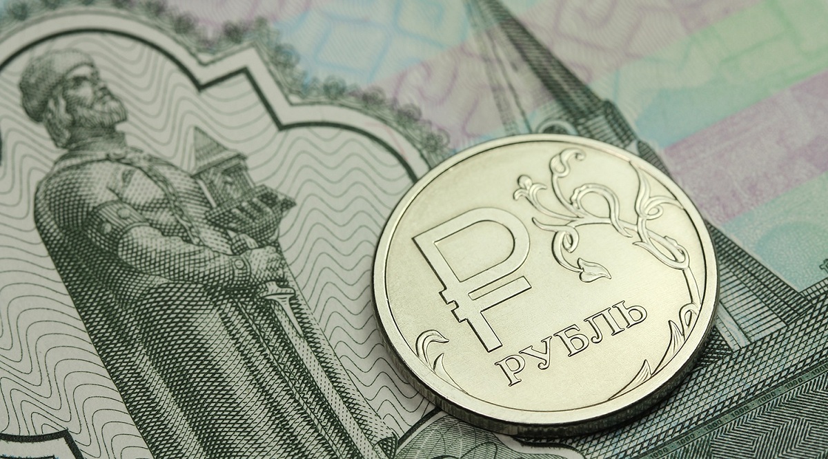 Жители РФ начали массово оформлять займы «до зарплаты»