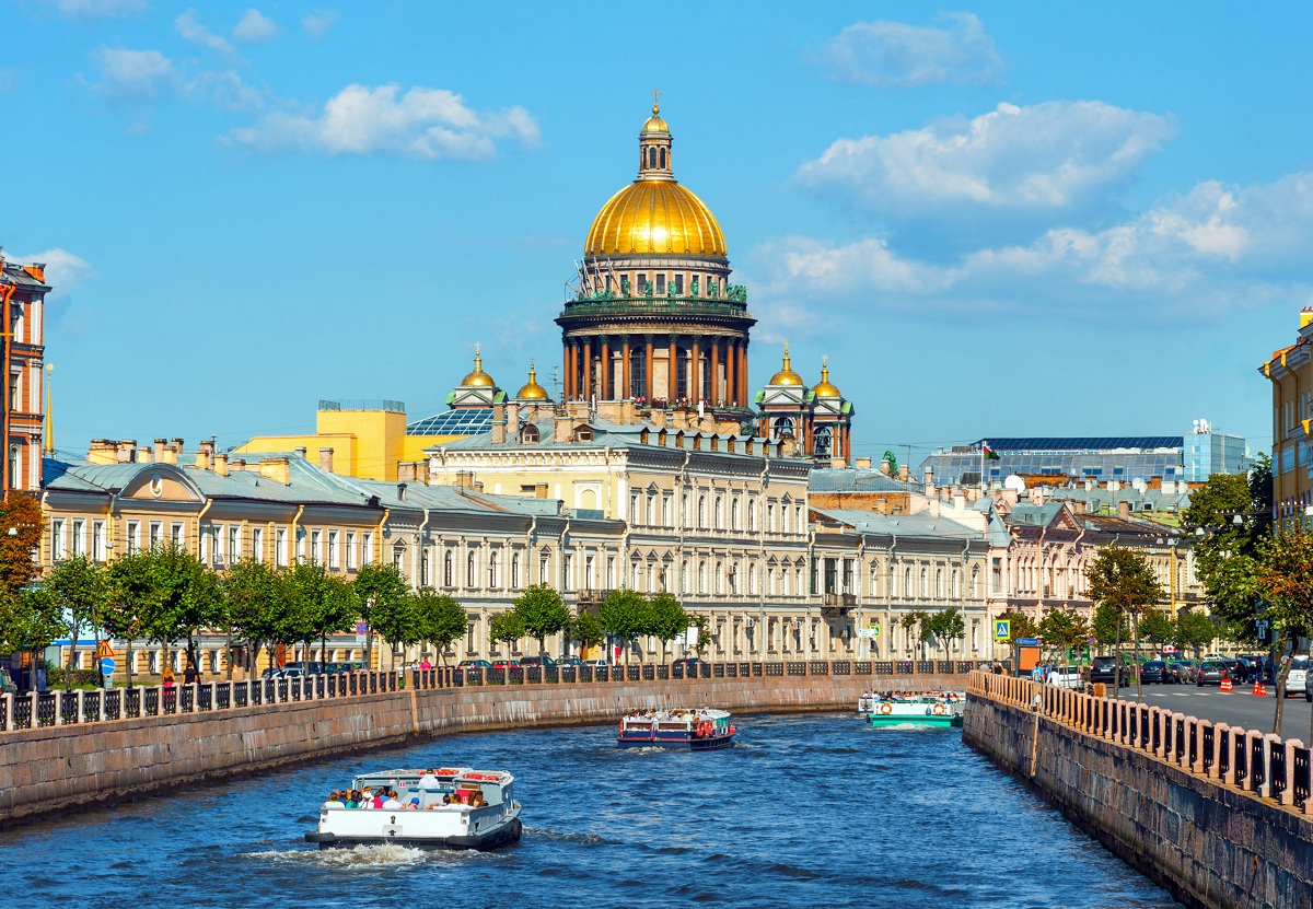 На рынке жилья в Петербурге значительно вырос спрос